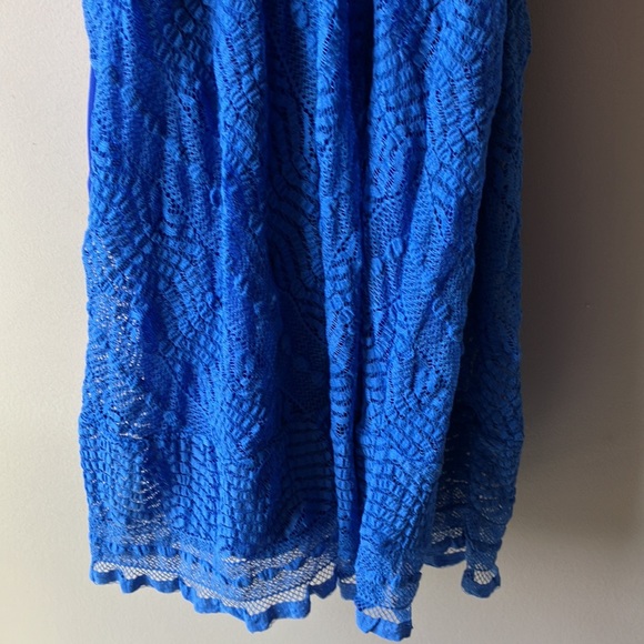 Periwinkle Blue Lace A-Line V-Neck MIDI Dress - Picture 9 of 11